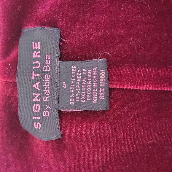 *SOLD* Signature by Robbie bee women's red velvet pleated rhinestone dress, 4P - Picture 7 of 7